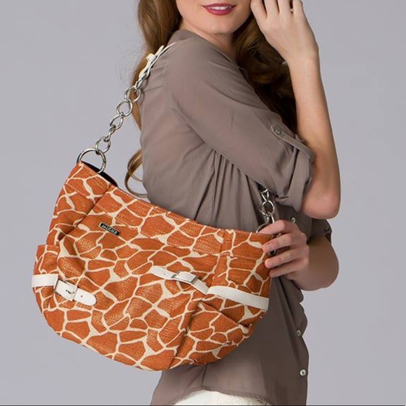 Gianna Shell - Picture 1 of 3